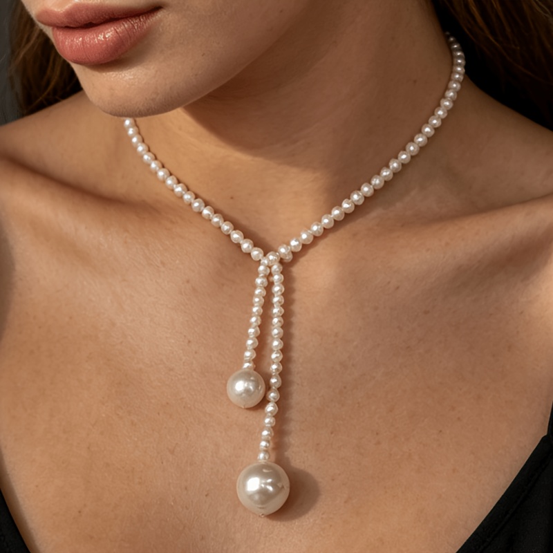 Women's Minimalist Freshwater Necklace with Unique Clasp